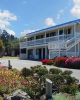 Coast Inn and Spa