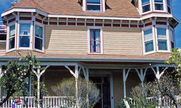 Swan-Levine House