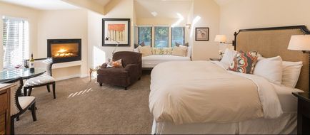Inn at The Cobbler's Walk Mendocino Suite