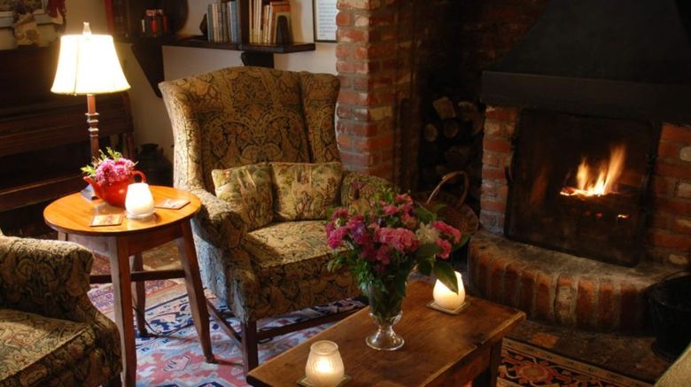 <b>Pelican Inn Lobby</b>