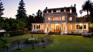 Churchill Manor Bed & Breakfast