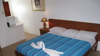 Golden Thistle Hotel