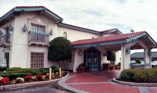 Motel 6 Dallas-Garland Exterior