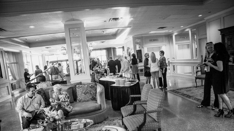 The Fredonia Hotel & Convention Lobby