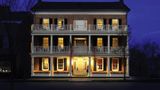 The Aurora Inn Exterior