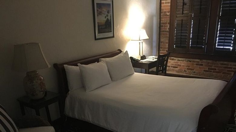 <b>Park Plaza Hotel Room</b>