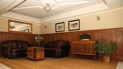 Reynolds Hotel