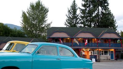 Alpine Inn & Suites