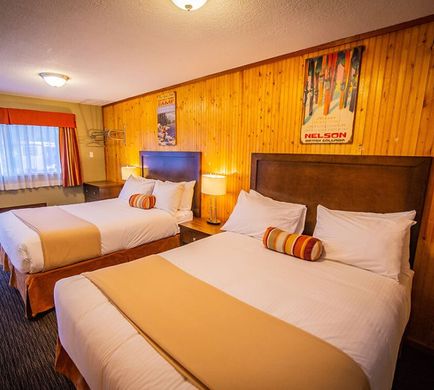 Alpine Inn & Suites Room