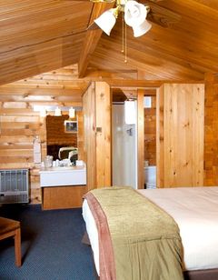 Denali Cabins