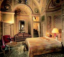 Hotel Castello Seeschloss Room