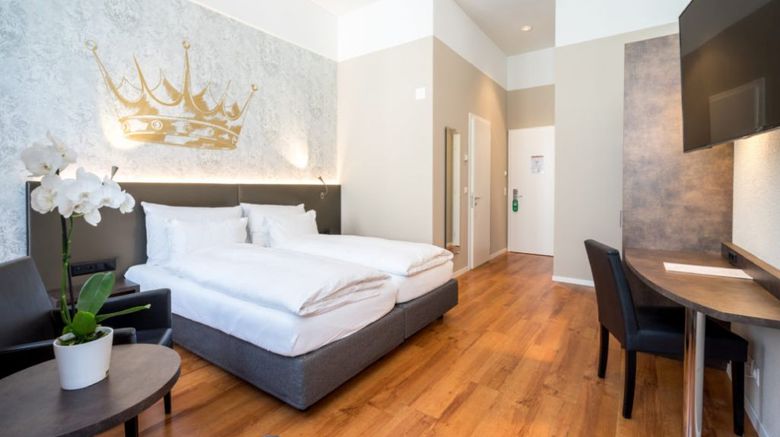 <b>Hotel Krone Room</b>