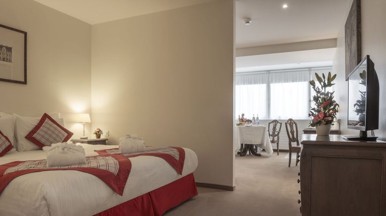 <b>Hotel de la Nouvelle Couronne Suite</b> <b>Hotel de la Nouvelle Couronne Suite</b>