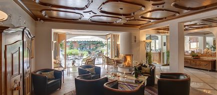 Hotel Eden Lobby