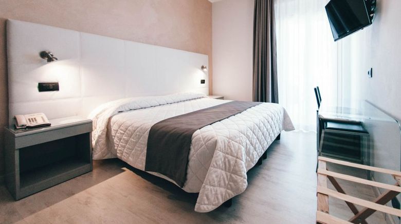 <b>Hotel Cristallo Room</b>