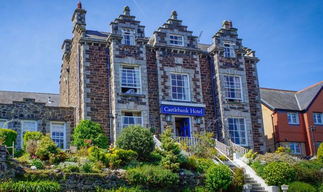 Castle Bank Hotel Exterior