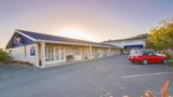 Thames Court Motel Exterior