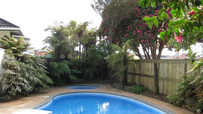<b>Union Victoria Motel Pool</b>