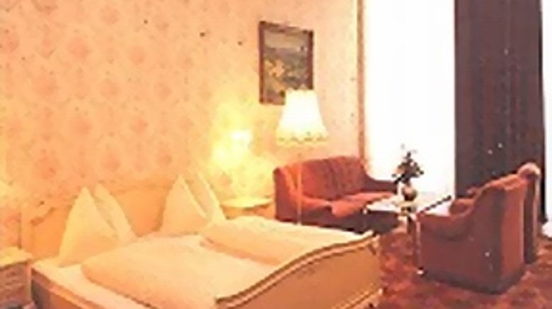 <b>Pertschy Palais Hotel Room</b>