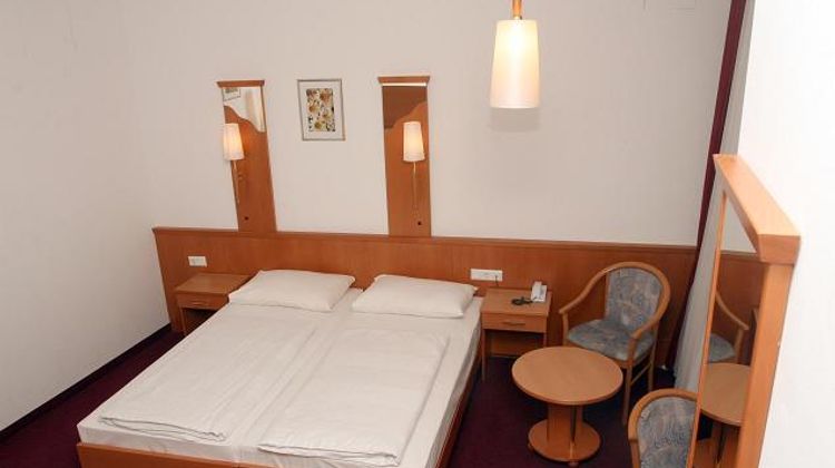 Hotel Haydn Room