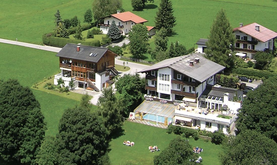Gaestenhaus Luehrmann Hotel Exterior