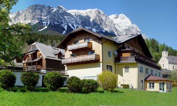 Mayer Hotel