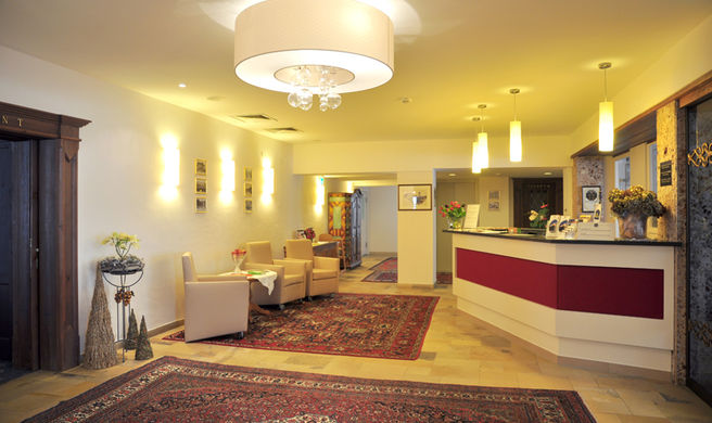 Hotel Alpenrose Lobby