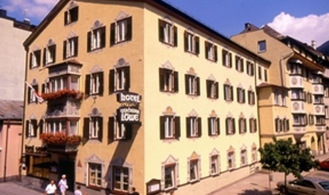 Goldener Loewe Hotel Exterior