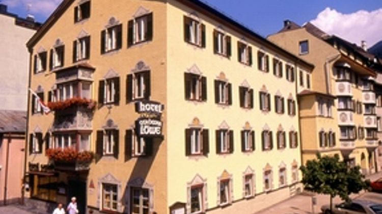 Goldener Loewe Hotel Exterior