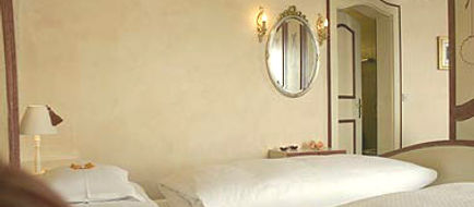 Flexen Hotel Room