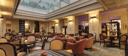 Grand hotel via Veneto Lobby