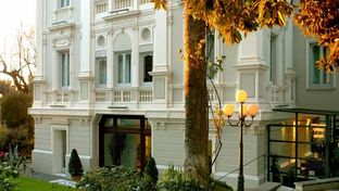 Hotel Flora