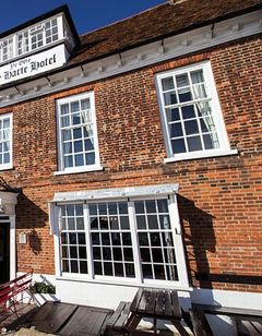 Ye Olde White Harte Hotel
