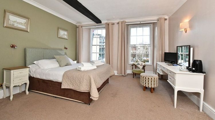 Lansdowne Strand Hotel Room