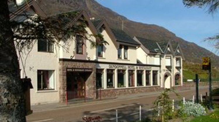 Dundonnell Hotel Exterior