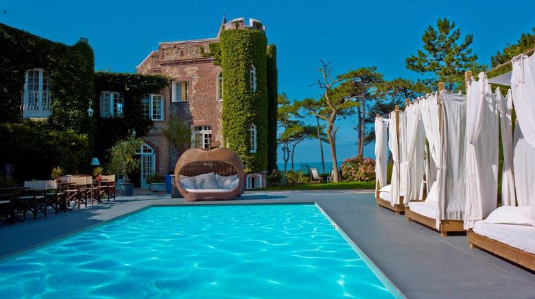 <b>Domaine Saint Clair Le DonJon Pool</b> <b>Domaine Saint Clair Le DonJon Pool</b>
