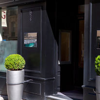 Le Senat Hotel