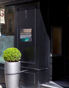 Le Senat Hotel
