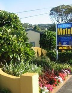 Du Pont Motel