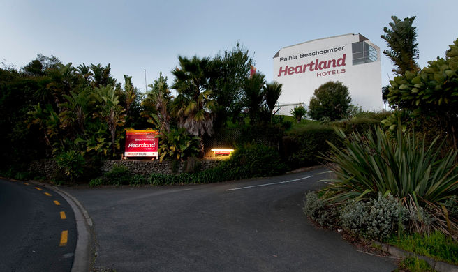 Hotel Beachcomber Exterior