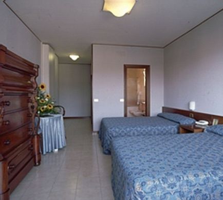 Hotel Ghironi Room
