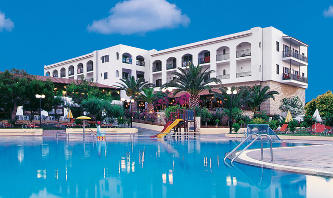 Chryssi Amoudia Hotel Exterior