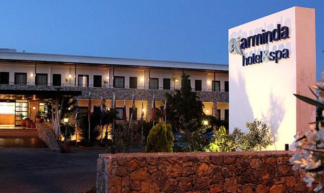 Arminda Hotel Exterior