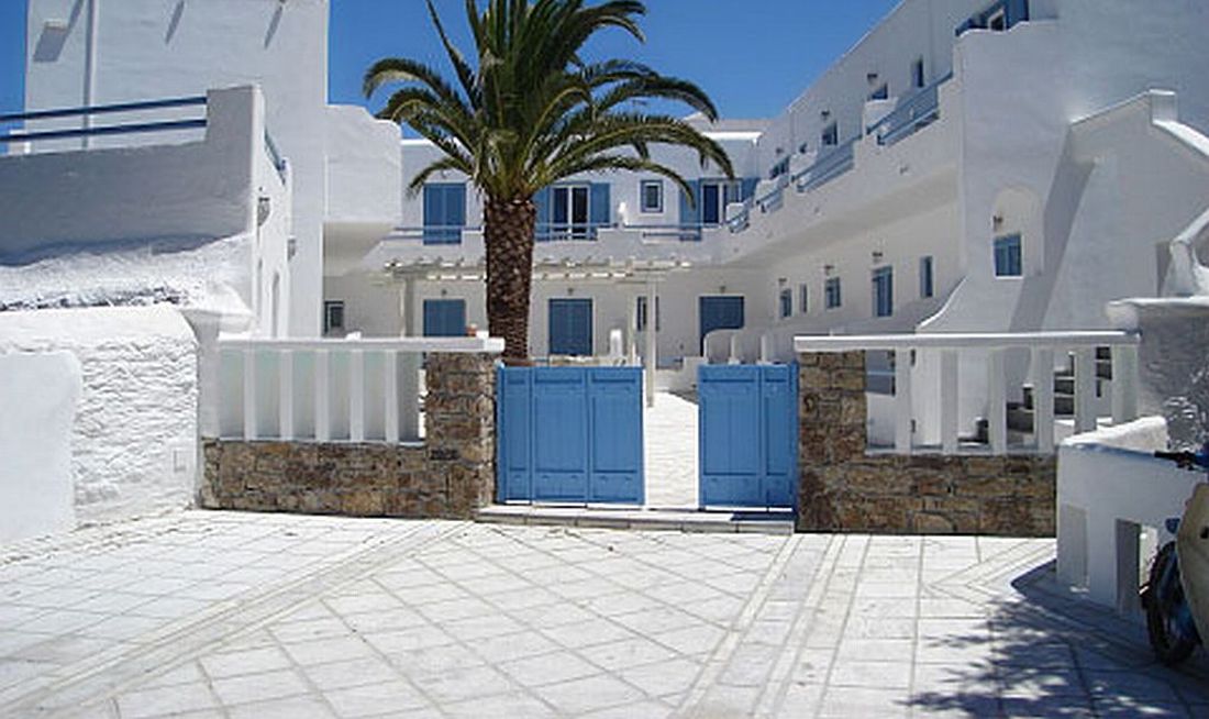 Magas Hotel Exterior