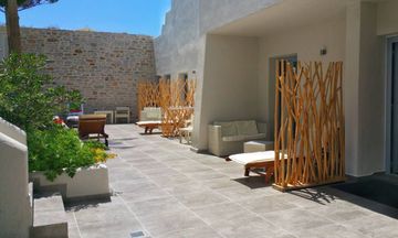 Grotta Hotel