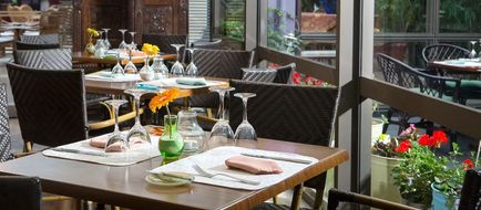 Dionysos Hotel Restaurant
