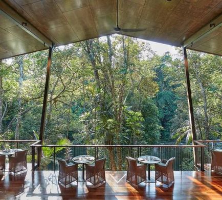 Silky Oaks Lodge Restaurant