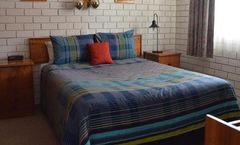 Kingswood Motel