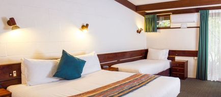Blackheath Motor Inn Room