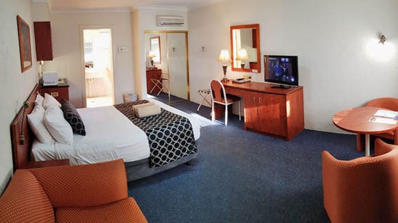 <b>Amber Court Motor Inn Room</b>